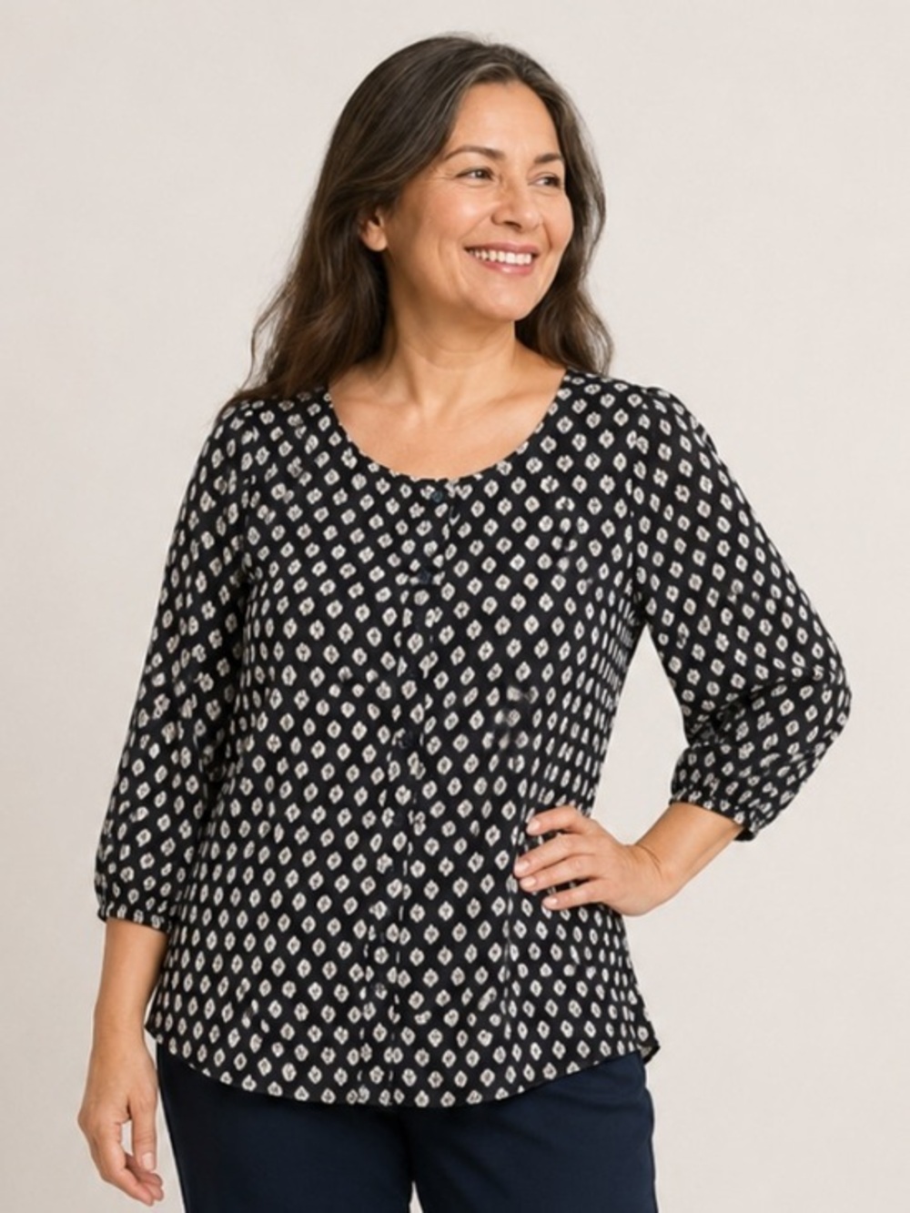 Talbot tblack and white printed crisp cotton top in size XP